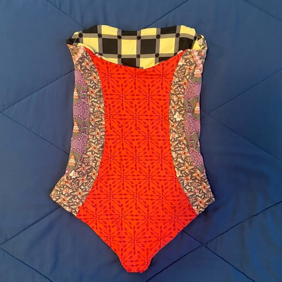 Maaji one piece swimsuit - Picture 5 of 10